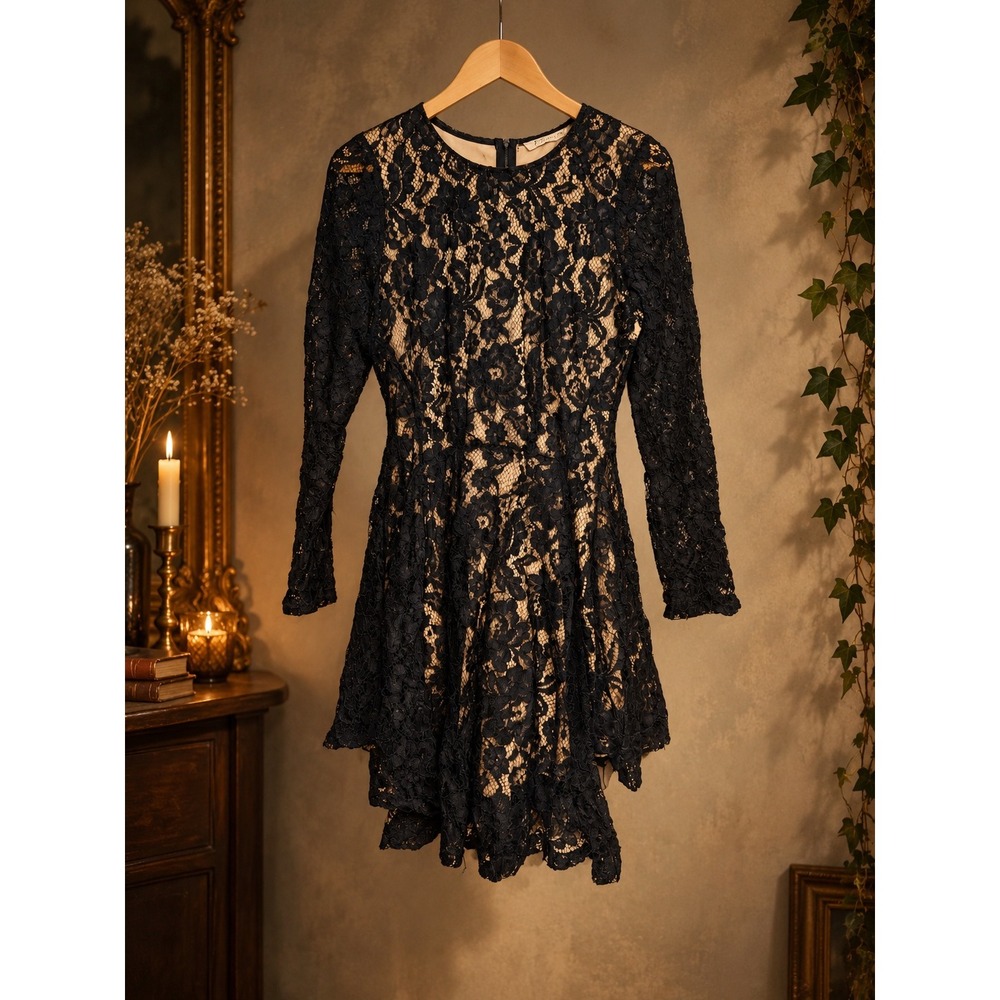 Black Floral Lace Witchy Gothic Cocktail Dress lined Long Sleeve M Fit & Flair